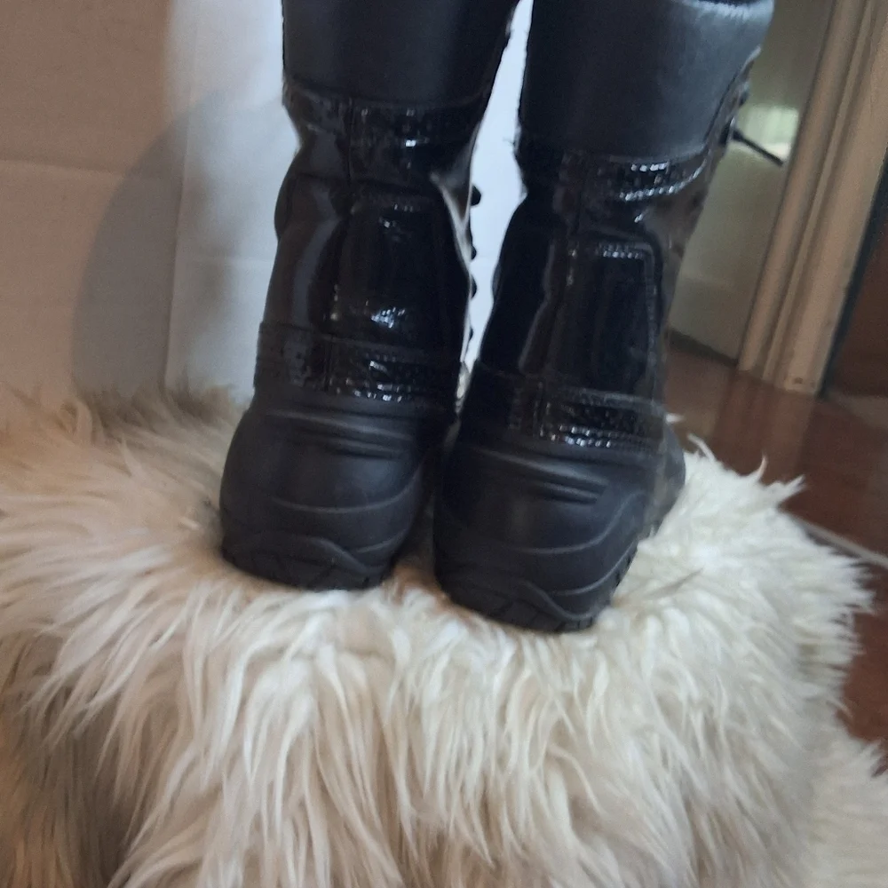 The North Face Waterproof Lace Faux Fur Lined Boots 7.5